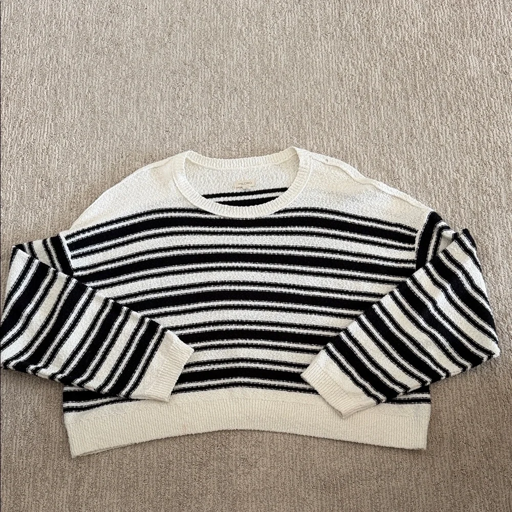 Women’s Black & White Striped Crewneck Sweater cropped